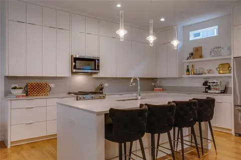 $770,000 | 4223 Holland Avenue, Unit 102, Dallas, TX 75219