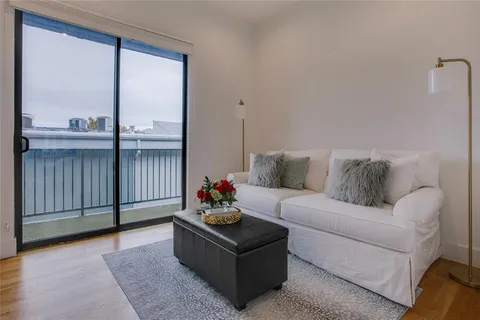 $770,000 | 4223 Holland Avenue, Unit 102, Dallas, TX 75219