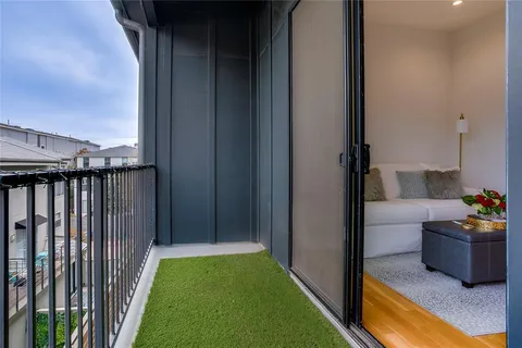 $770,000 | 4223 Holland Avenue, Unit 102, Dallas, TX 75219