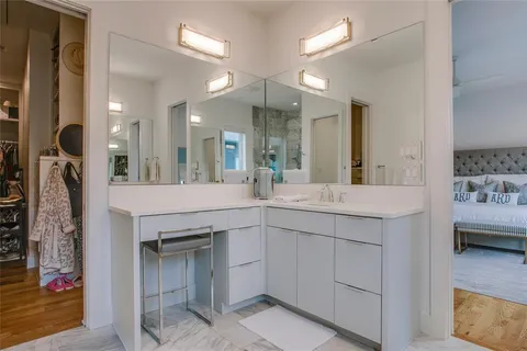 $770,000 | 4223 Holland Avenue, Unit 102, Dallas, TX 75219