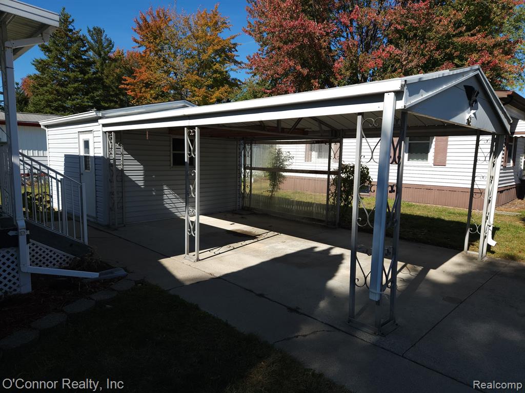 3333 Ravenswood Road, Unit 36 Marysville, MI 48040 - Photo 19 of 20 Gallery Image 19