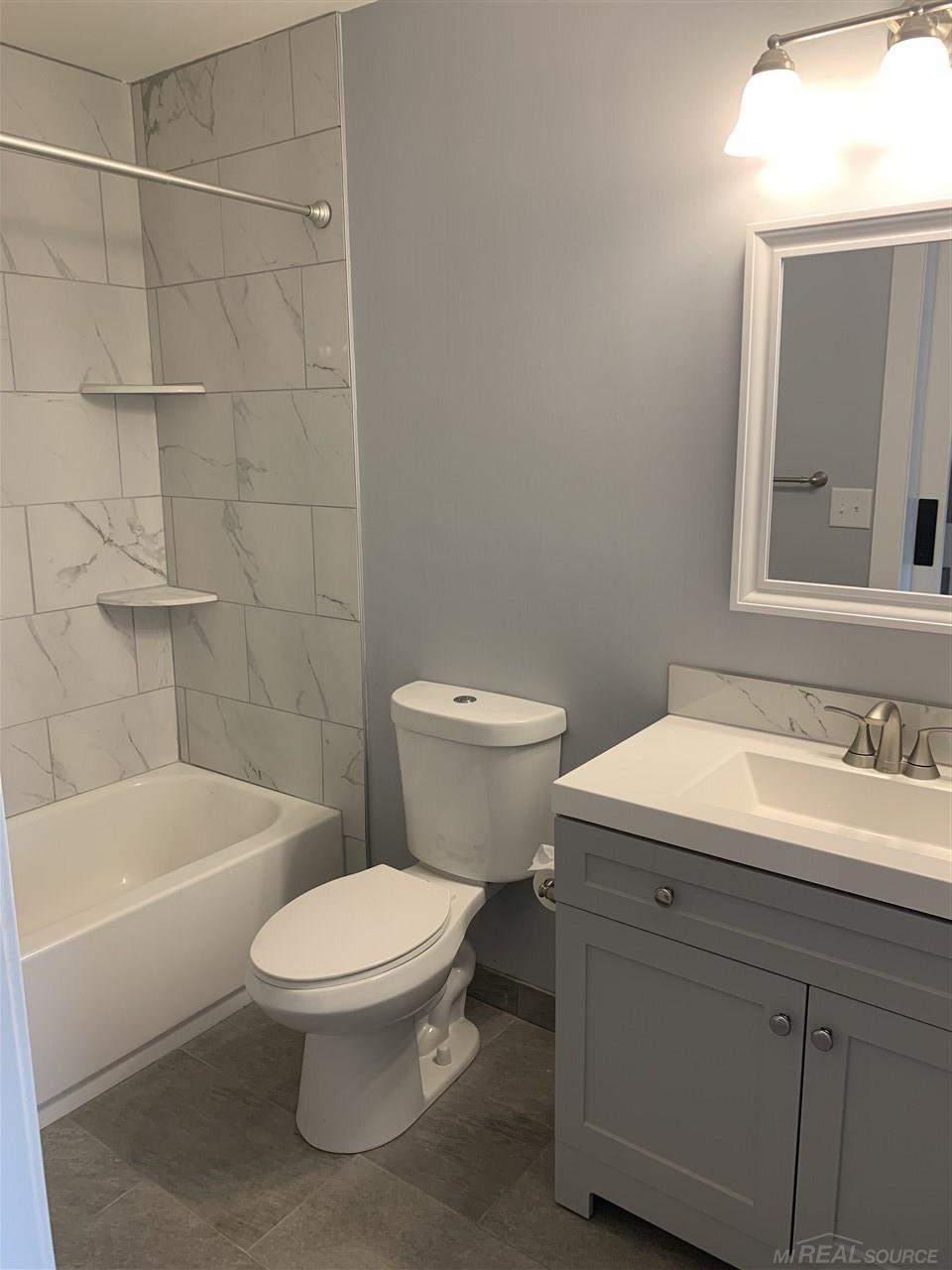 8401 18 18 Mile Road, Unit 2 Sterling Heights, MI 48313 - Photo 16 of 26