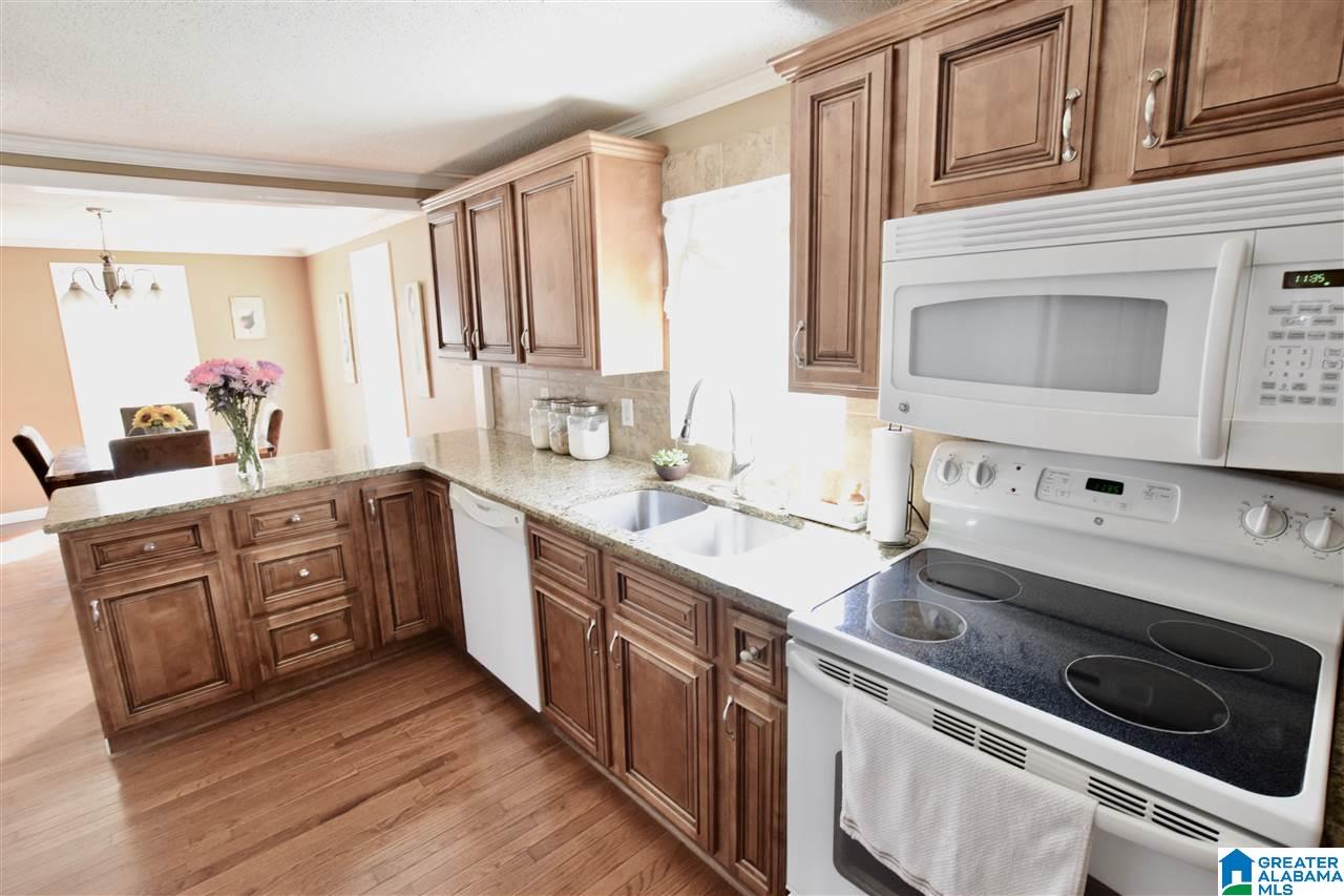 3081 Nail Road Warrior, AL 35180 - Photo 14 of 33