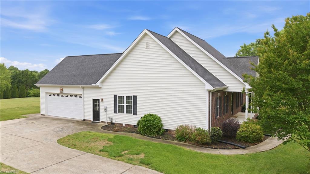 293 Rock House Road Winston-Salem, NC 27127 - Photo 32 of 43