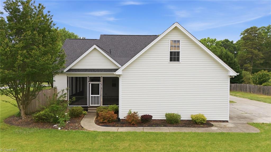 293 Rock House Road Winston-Salem, NC 27127 - Photo 35 of 43