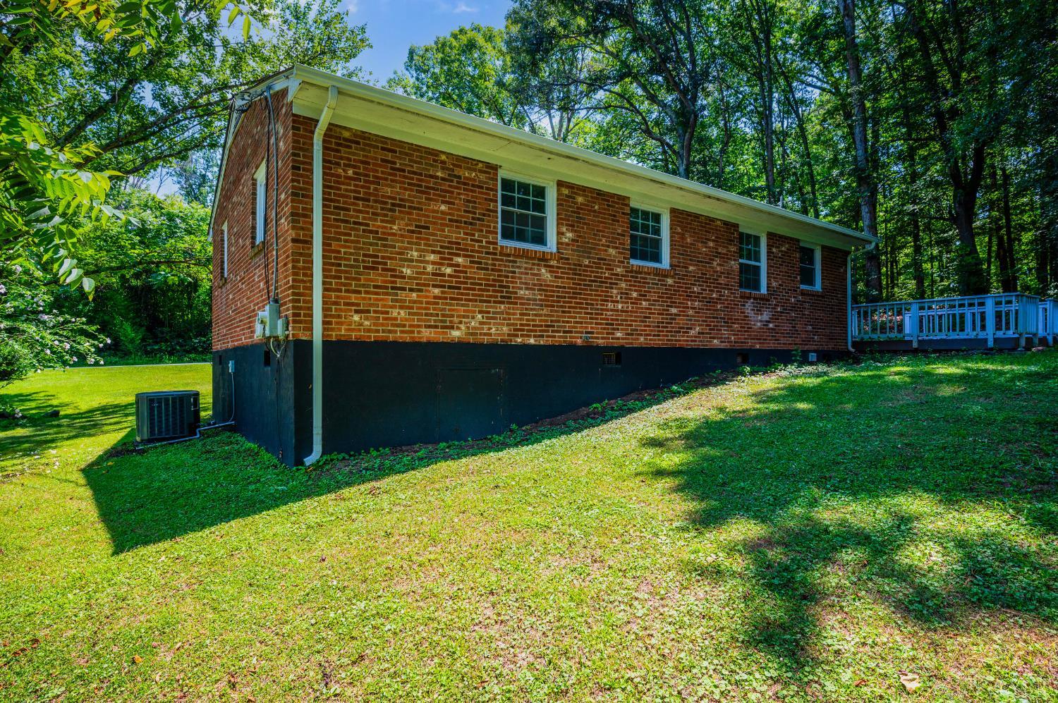 387 Old Stage Road Amherst, VA 24521 - Photo 27 of 36 Gallery Image 27