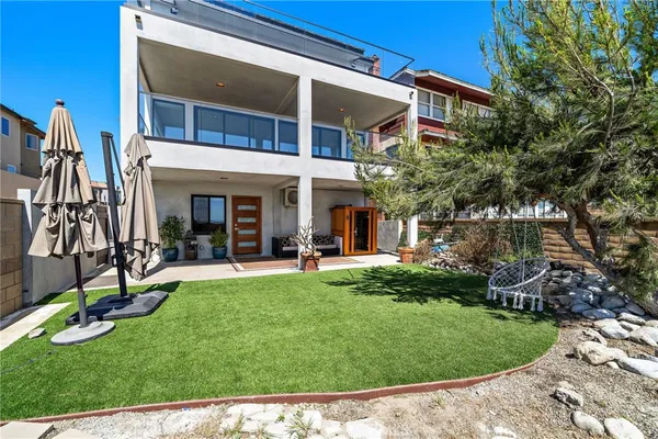 $4,995 | 600 Ocean Seal Beach, Unit B, Seal Beach, CA 90740