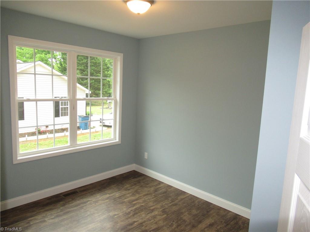 335 East Raleigh Avenue Liberty, NC 27298 - Photo 11 of 14