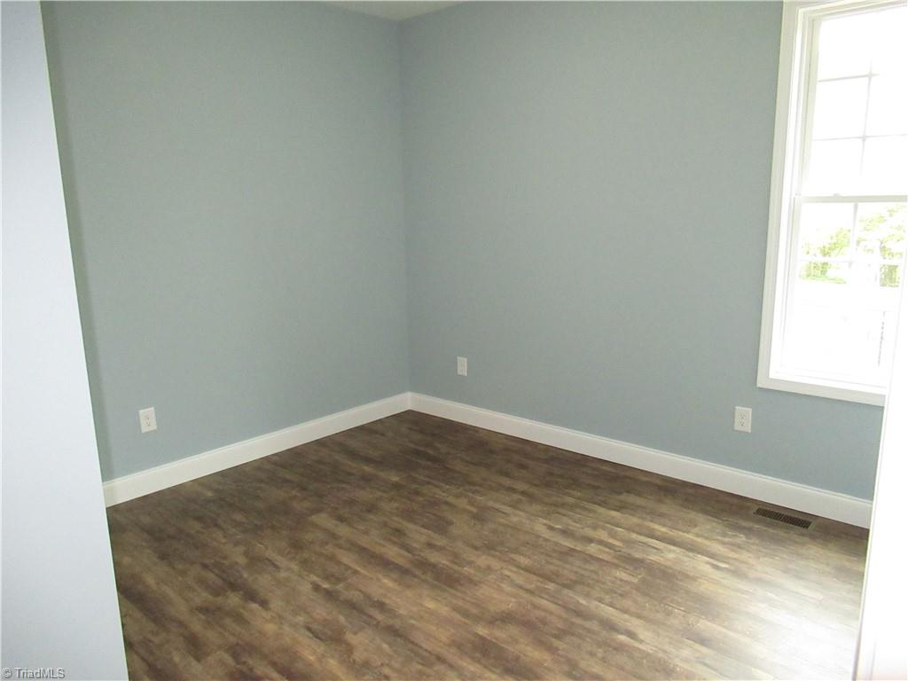 335 East Raleigh Avenue Liberty, NC 27298 - Photo 12 of 14
