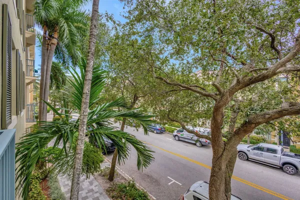$2,750 | 630 South Sapodilla Avenue, Unit 223, West Palm Beach, FL 33401