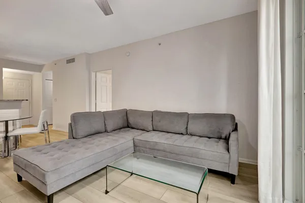 $2,750 | 630 South Sapodilla Avenue, Unit 223, West Palm Beach, FL 33401