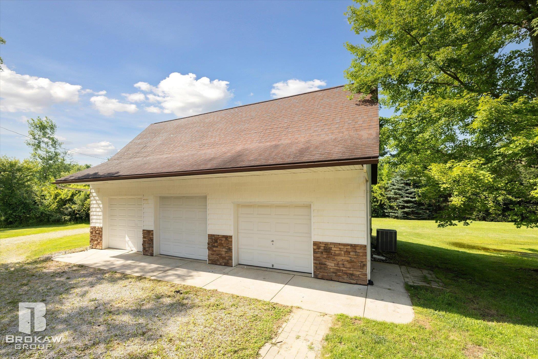 4787 Swaffer Road Millington, MI 48746 - Photo 7 of 50 50148282-0be60d04-913e-467b-b192-6fed8d54c4f7.JPG