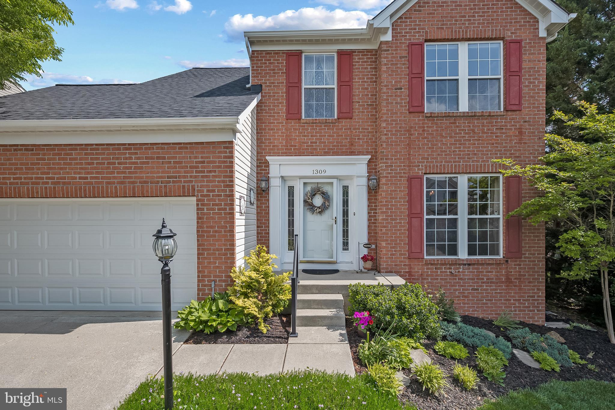 1309 Longbow Road Mount Airy, MD 21771 - Photo 3 of 60 Welcoming Entry
