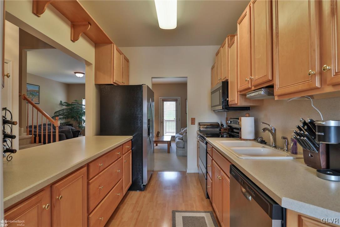 1295 Old Gate Road Northampton, PA 18067 - Photo 9 of 33 Gallery Image 9