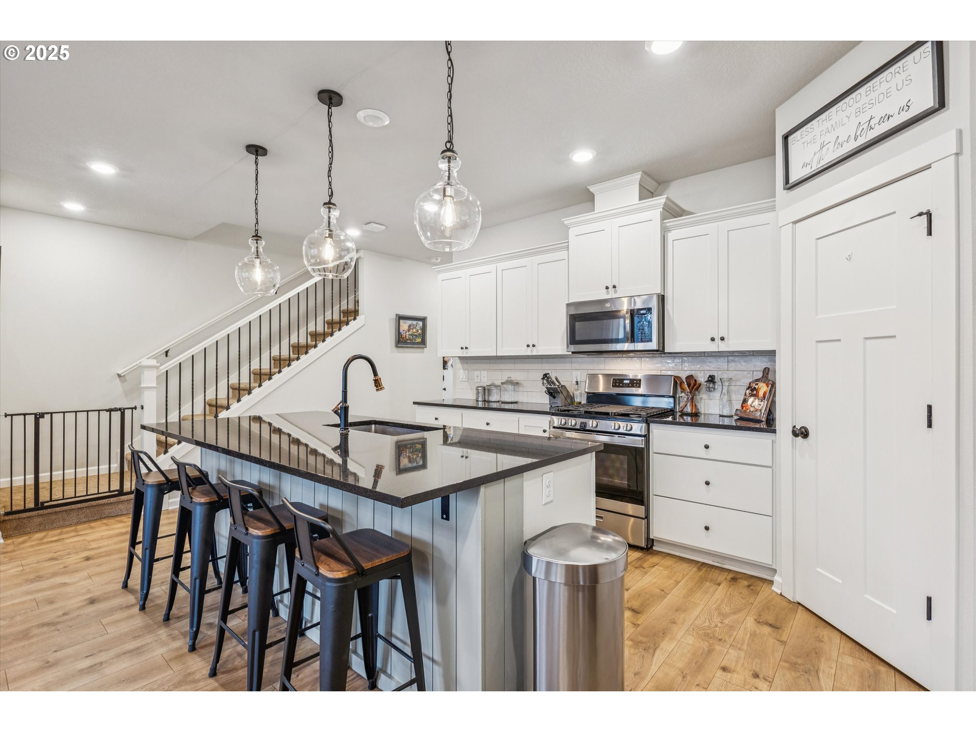 2081 Silverstone Drive Forest Grove, OR 97116 - Photo 8 of 36