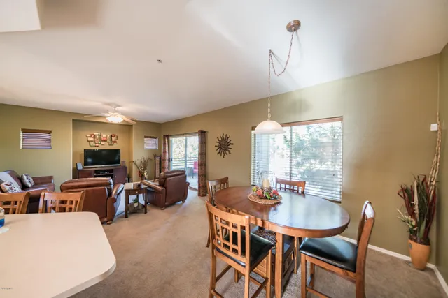 $2,600 | 7401 West Arrowhead Clubhouse Drive, Unit 2013, Glendale, AZ 85308