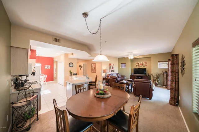 $2,600 | 7401 West Arrowhead Clubhouse Drive, Unit 2013, Glendale, AZ 85308