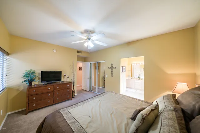$2,600 | 7401 West Arrowhead Clubhouse Drive, Unit 2013, Glendale, AZ 85308