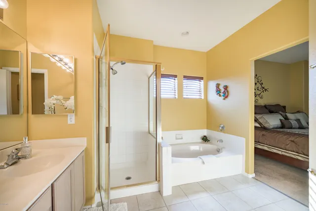 $2,600 | 7401 West Arrowhead Clubhouse Drive, Unit 2013, Glendale, AZ 85308