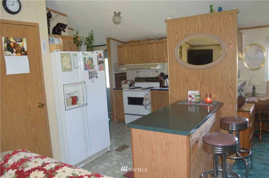 591 Smith Creek Road Raymond, WA 98577 - Photo 4 of 10 Gallery Image 4