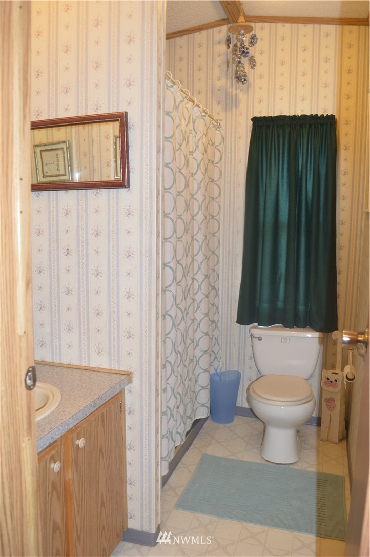 591 Smith Creek Road Raymond, WA 98577 - Photo 5 of 10 Gallery Image 5