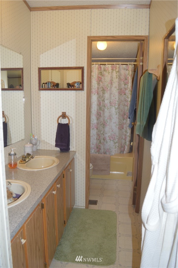 591 Smith Creek Road Raymond, WA 98577 - Photo 7 of 10 Gallery Image 7