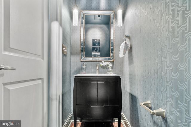 $899,000 | 151 V Street Northwest, Unit 4, Washington, DC 20001