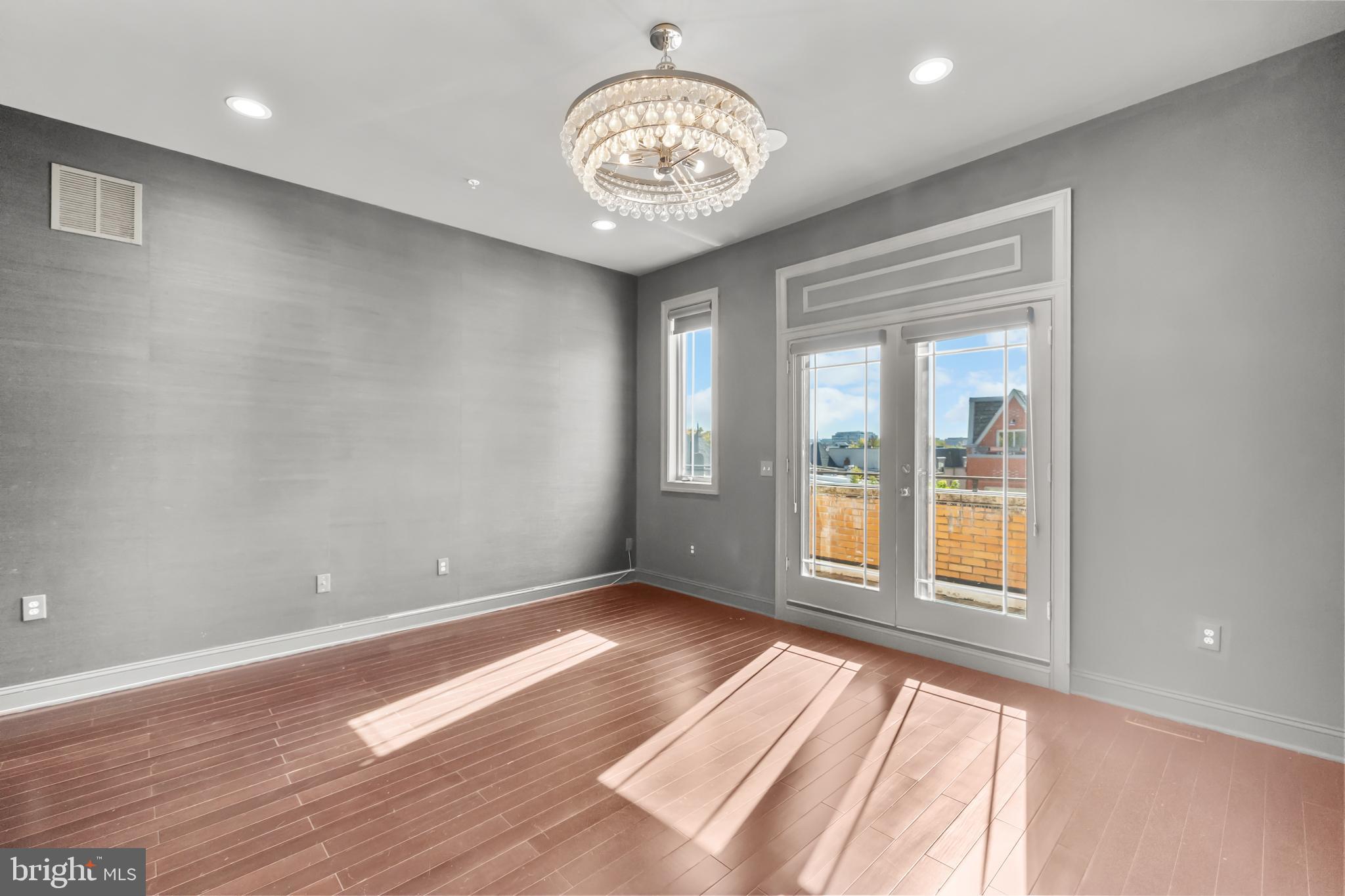 151 V Street Northwest, Unit 4 Washington, DC 20001 - Photo 28 of 48