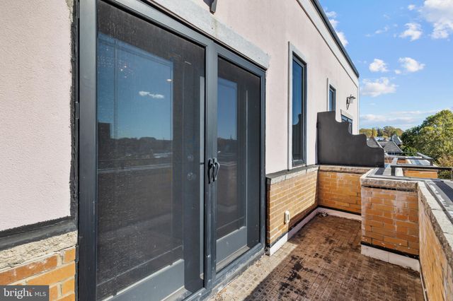 $899,000 | 151 V Street Northwest, Unit 4, Washington, DC 20001