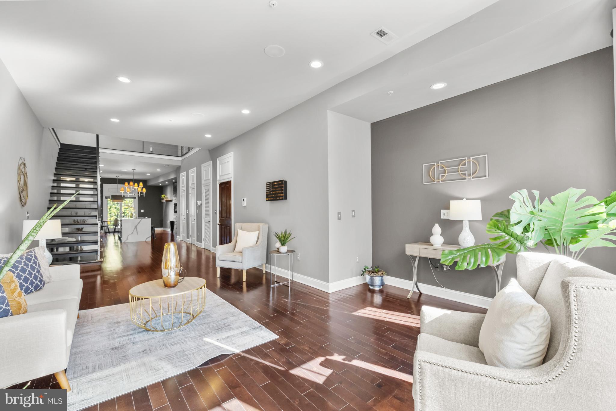 151 V Street Northwest, Unit 4 Washington, DC 20001 - Photo 4 of 48