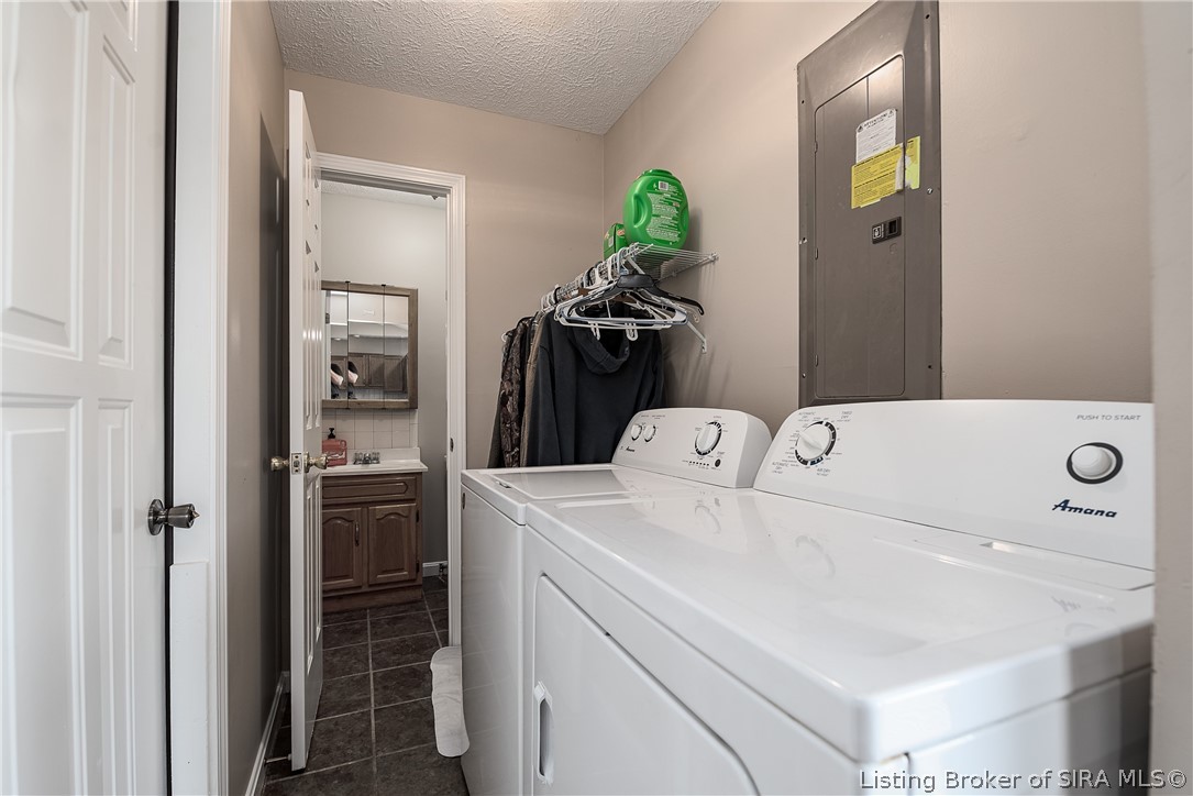 5068 Jack Morgan Road Austin, IN 47102 - Photo 12 of 33