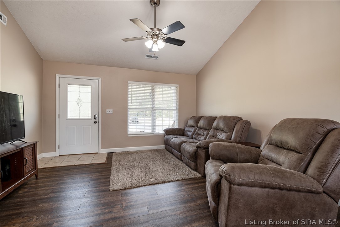 5068 Jack Morgan Road Austin, IN 47102 - Photo 6 of 33