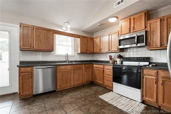 $249,900 | 5068 Jack Morgan Road, Austin, IN 47102