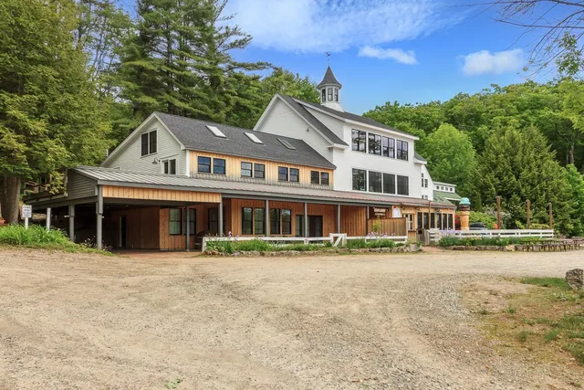 $3,500 | 1002 Highway 3, Unit 3 WEST, Holderness, NH 03245