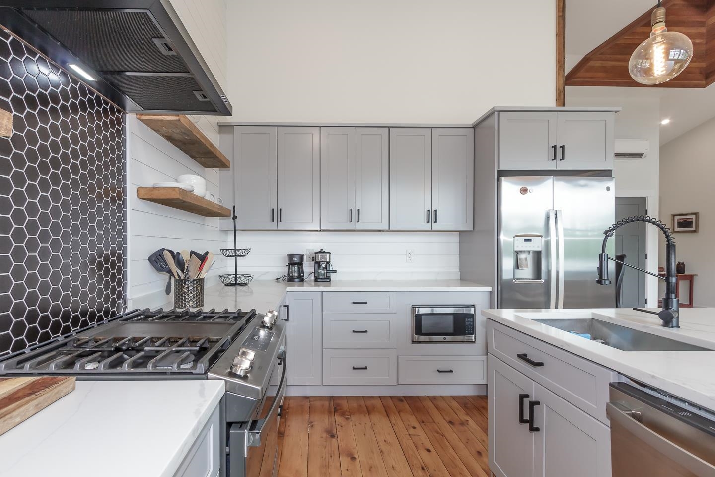 1002 Highway 3, Unit 3 WEST Holderness, NH 03245 - Photo 4 of 53