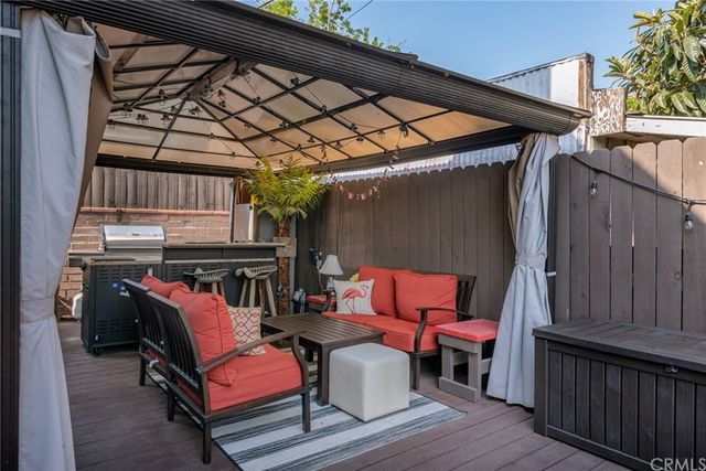 $1,512,000 | 5218 El Rio Avenue, Eagle Rock, CA 90041