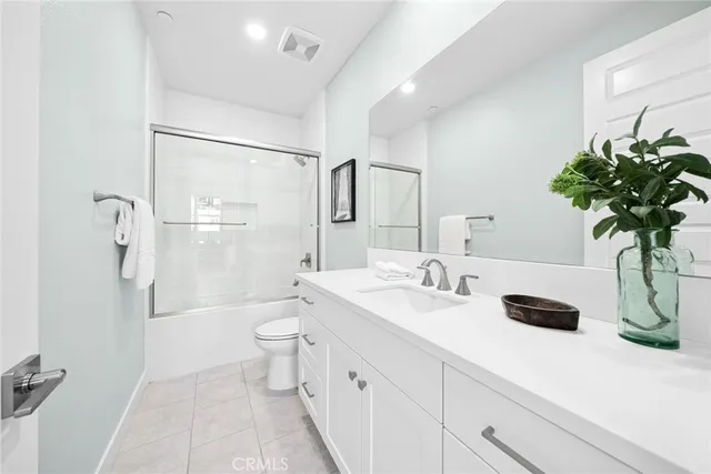 $2,198,888 | 126 Scale, Irvine, CA 92618