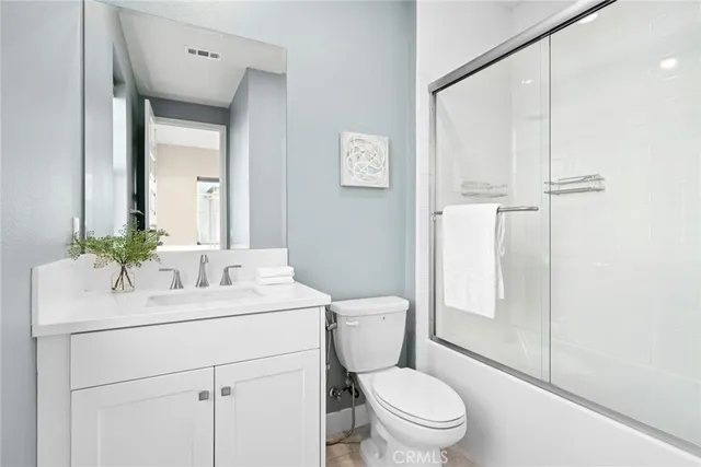 $2,198,888 | 126 Scale, Irvine, CA 92618