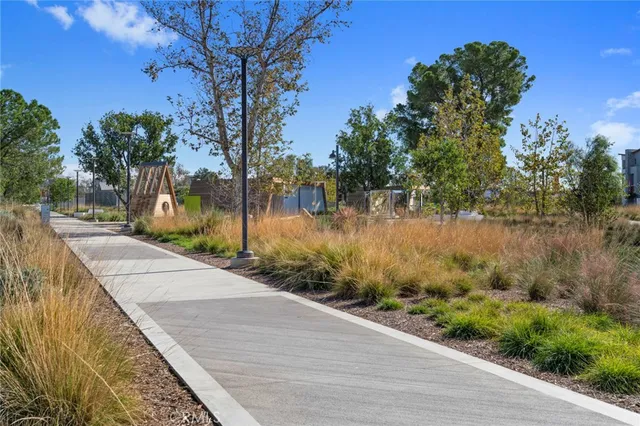 $2,198,888 | 126 Scale, Irvine, CA 92618