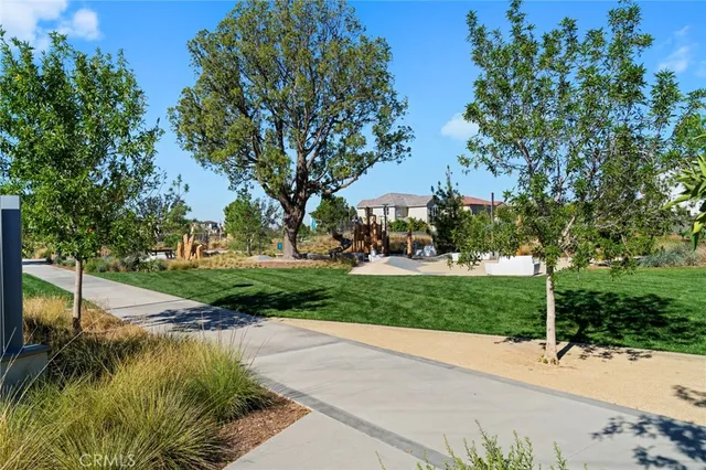 $2,198,888 | 126 Scale, Irvine, CA 92618