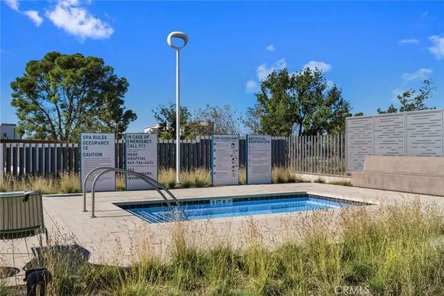 $2,198,888 | 126 Scale, Irvine, CA 92618