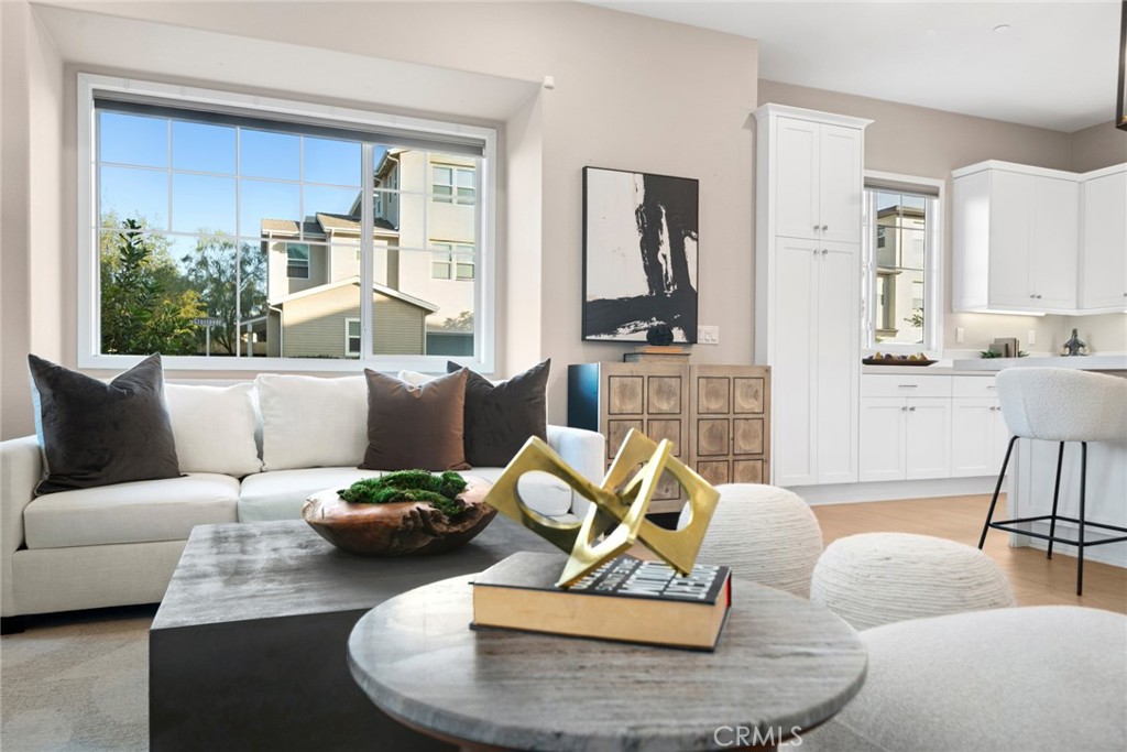 126 Scale Irvine, CA 92618 - Photo 5 of 37