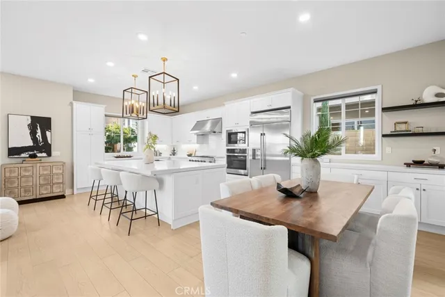 $2,198,888 | 126 Scale, Irvine, CA 92618