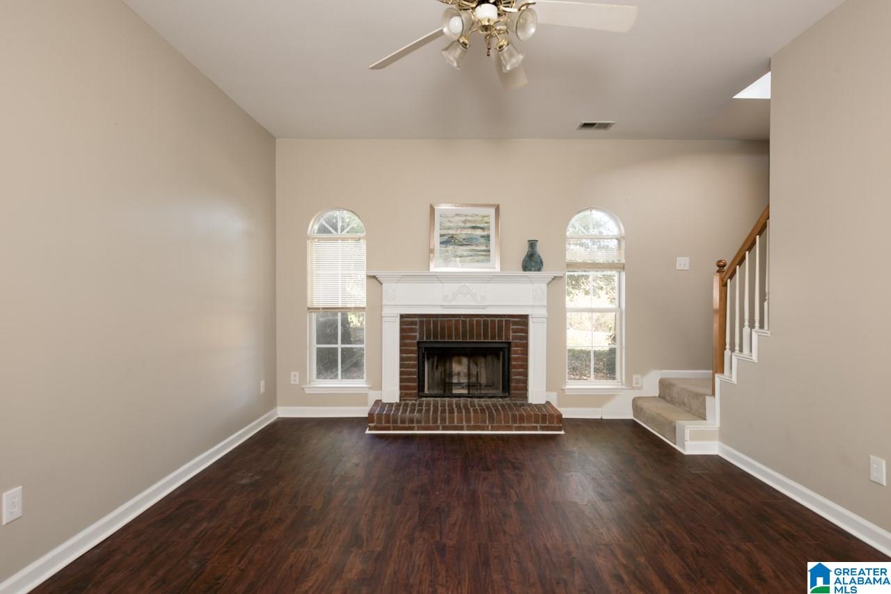 121 King Charles Way Alabaster, AL 35007 - Photo 10 of 48
