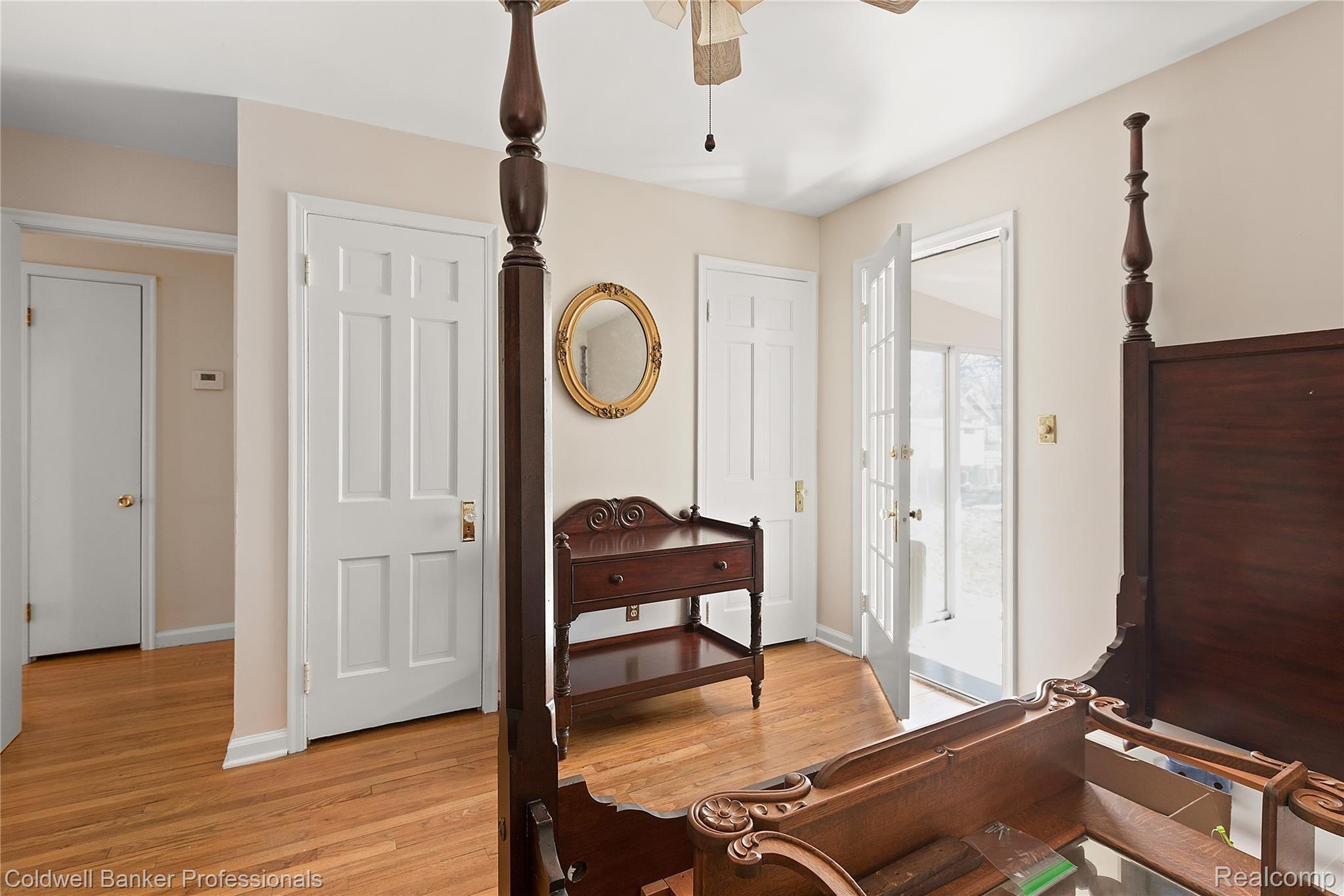 1321 Franklin Road Berkley, MI 48072 - Photo 12 of 26 2021 1321 Franklin Berkley 0530.jpg
