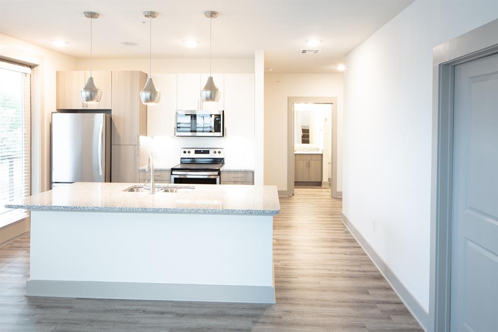 707 Seale Street, Unit 105 Dallas, TX 75208 - Photo 1 of 1