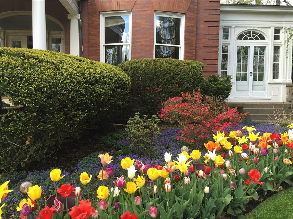 5435 Dunmoyle Street Pittsburgh, PA 15232 - Photo 2 of 25