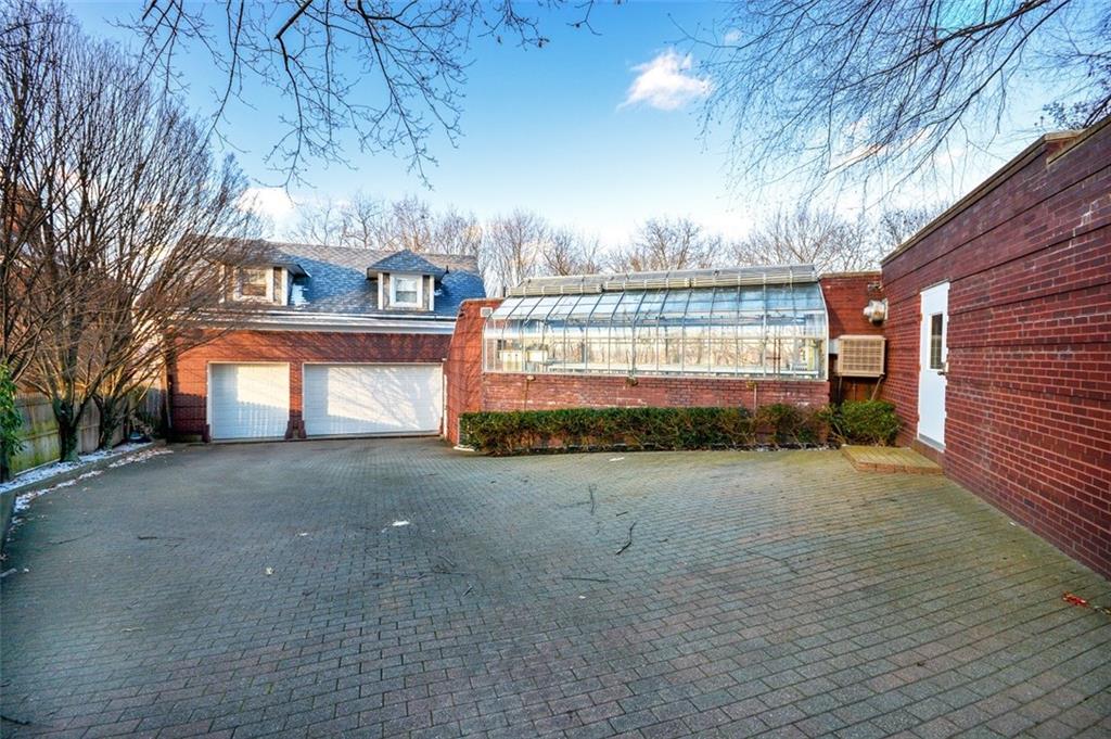 5435 Dunmoyle Street Pittsburgh, PA 15232 - Photo 24 of 25