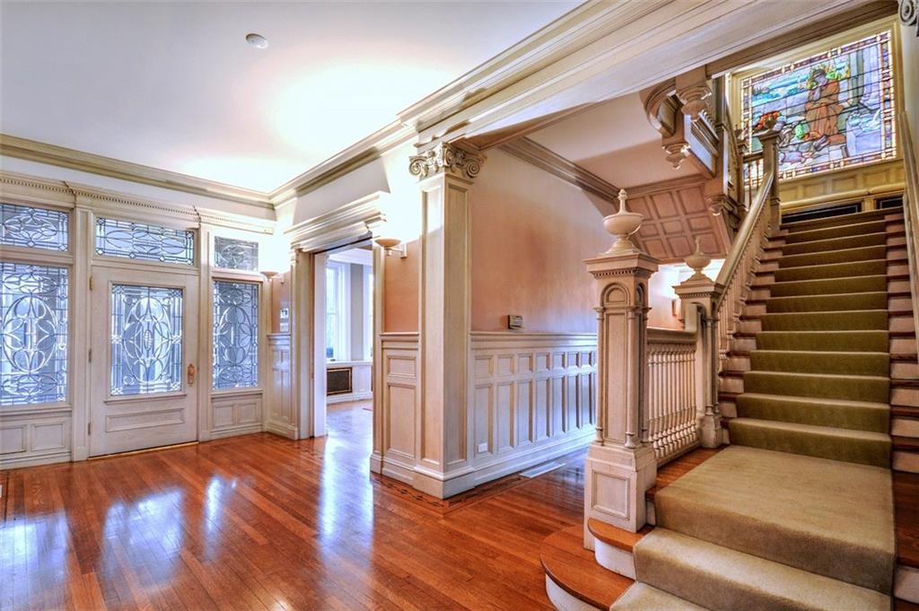 5435 Dunmoyle Street Pittsburgh, PA 15232 - Photo 5 of 25