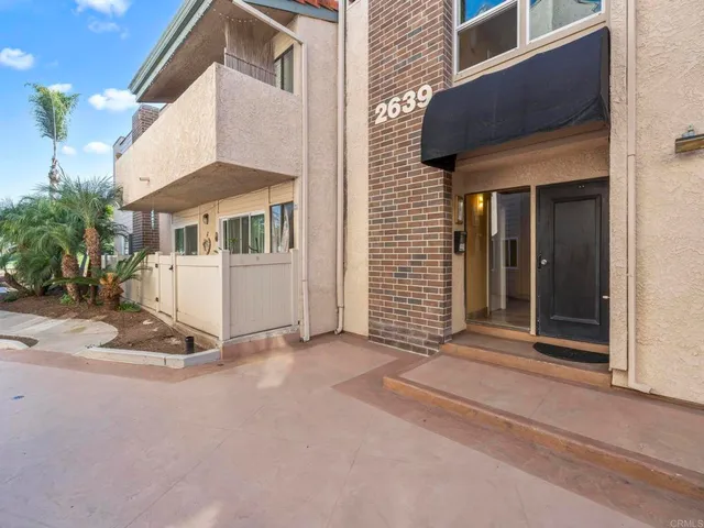 $4,150 | 2639 Pirineos Way, Unit 231, Carlsbad, CA 92009